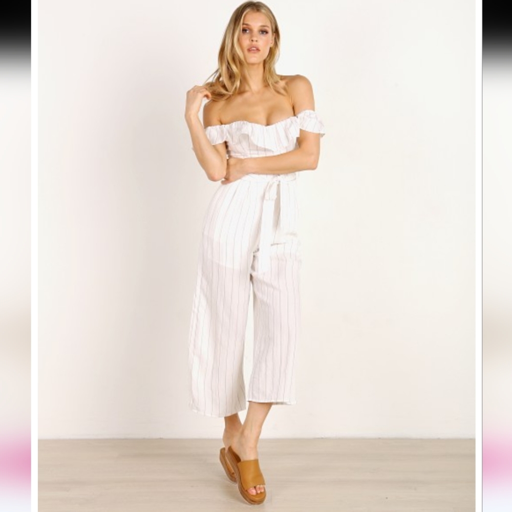 ASTR The Label White/Taupe Keely Jumpsuit, Sz M.